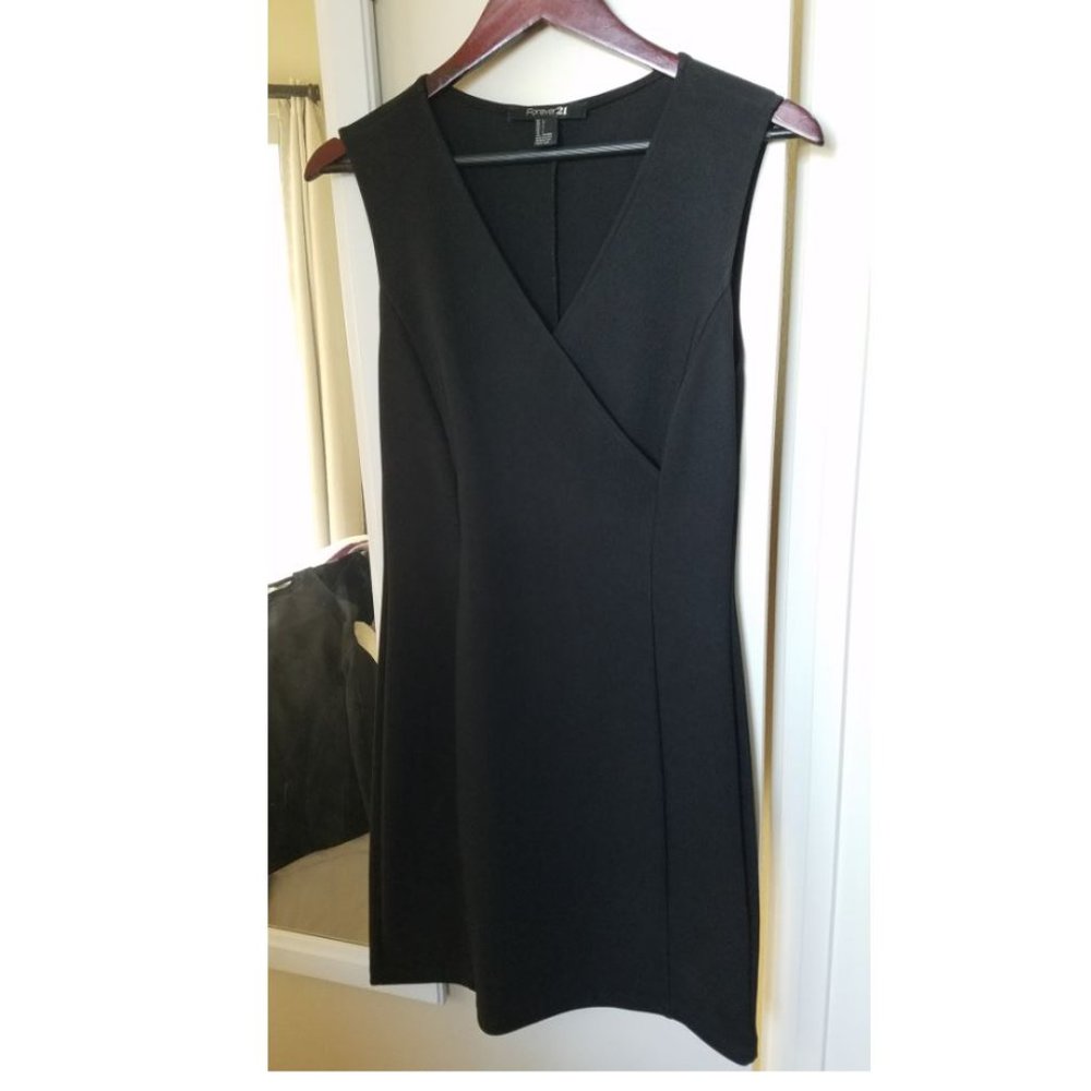 Sexy Bodycon Dress with V-Plunge Neckline